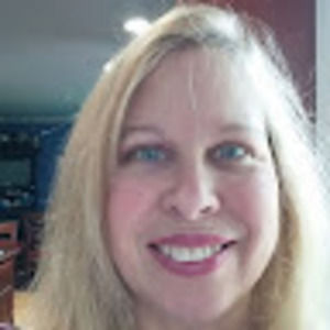 Meet your Posher, Debra